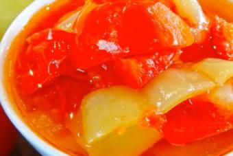 Рецепт приготовления лечо с помидорами, острым перцем и чесноком